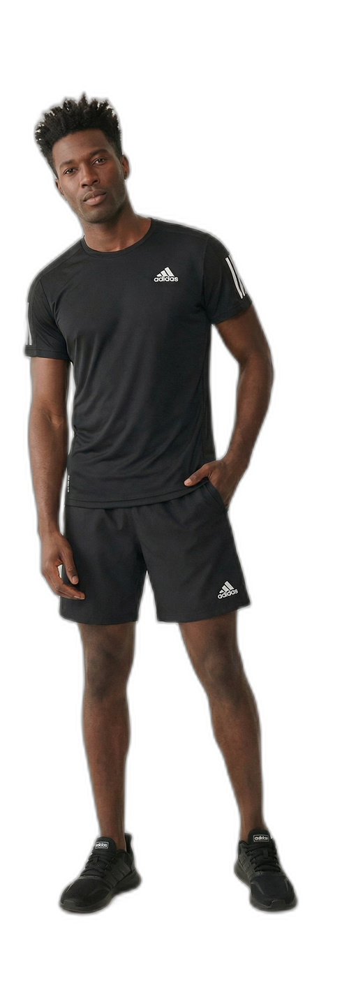 Identity-preserved outfit 8